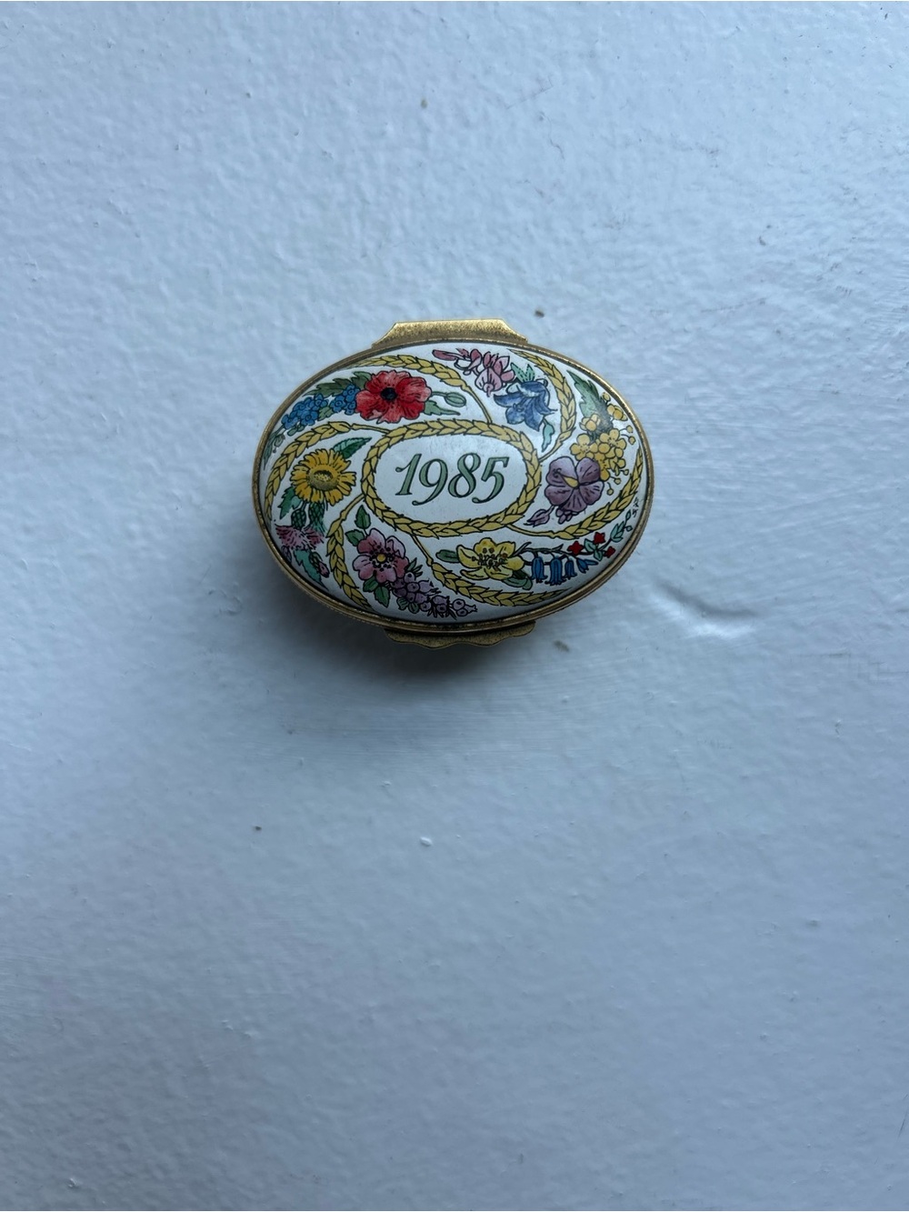 Vintage Halcyon Days “A Year to Remember"  Oval Trinket Box - 1985